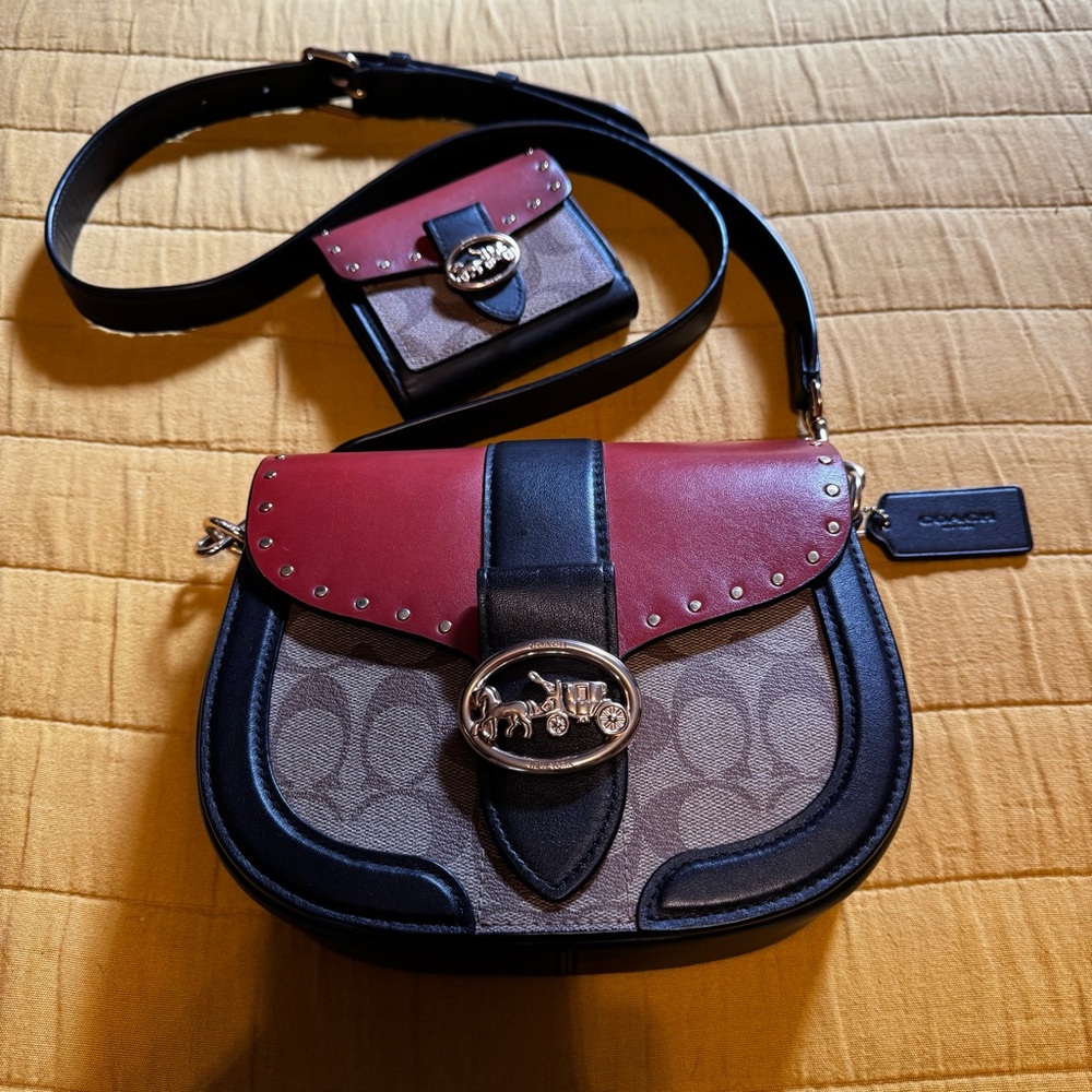 Coach Georgie saddlebag crossbody and matching wallet